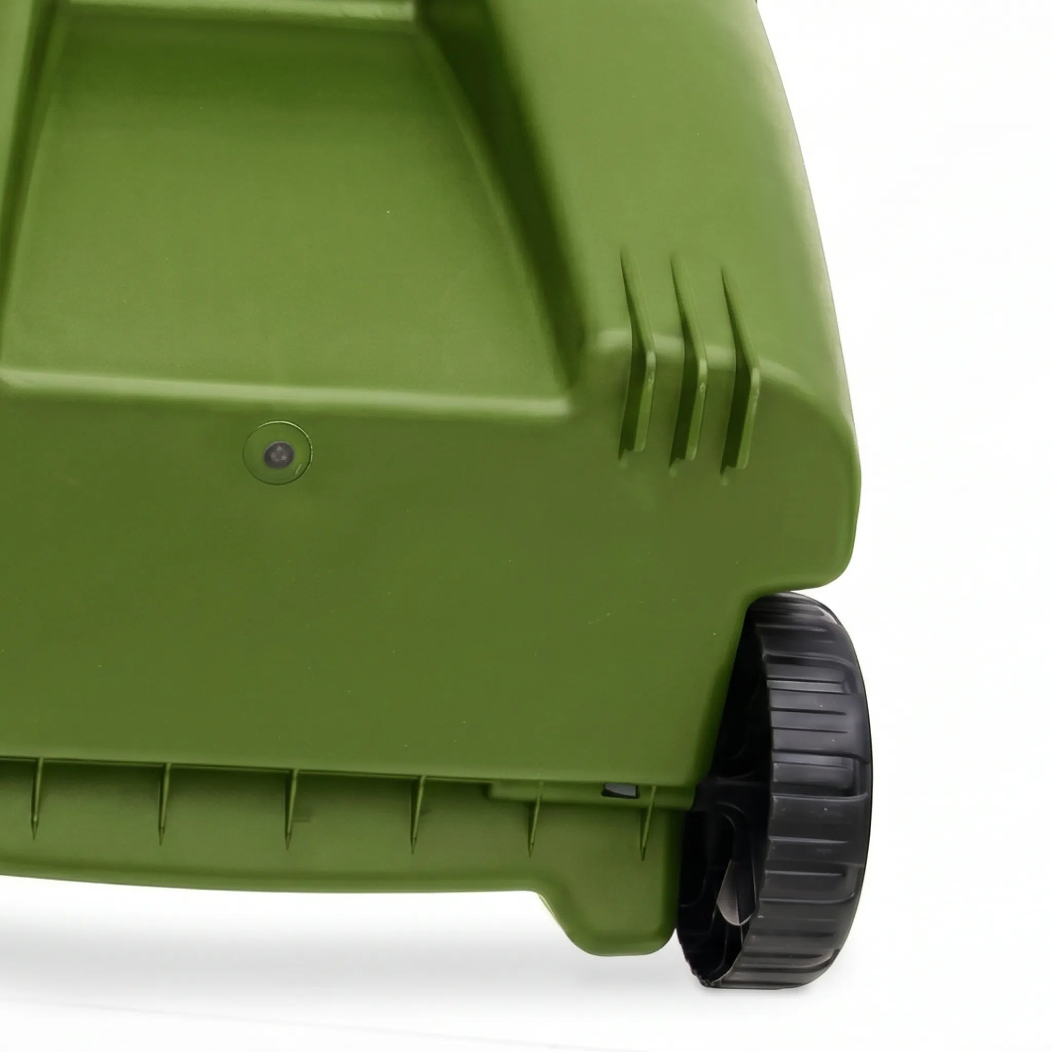 Close up of garden caddy rear wheel