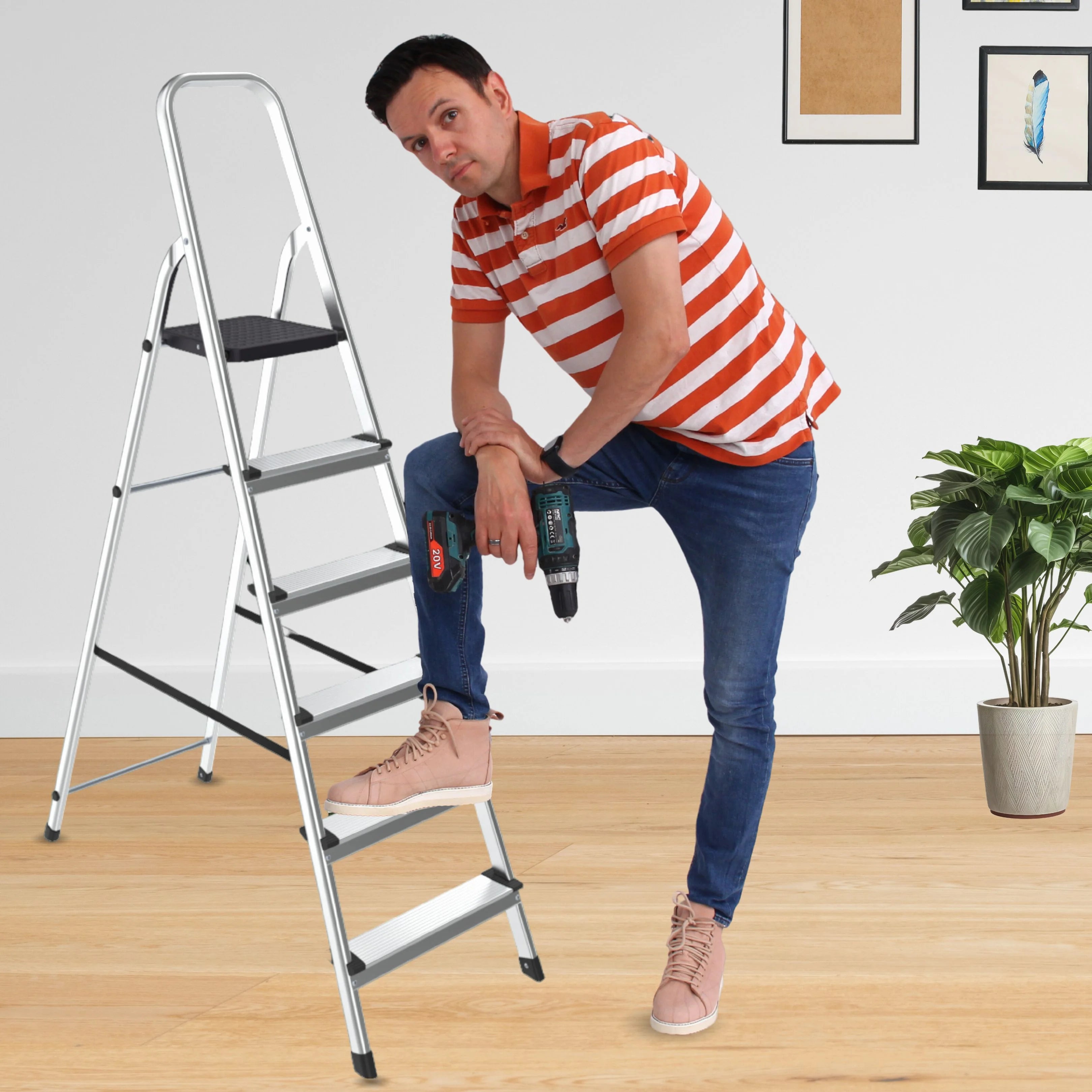 Demonstrating a 6 step aluminum ladder height