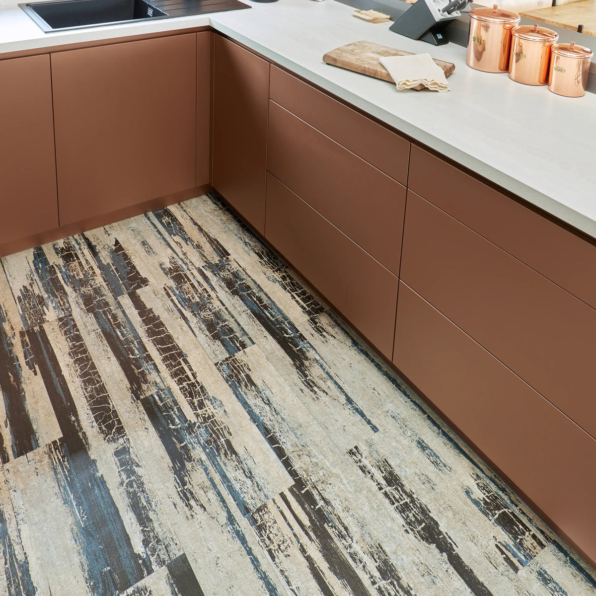 Wood effect vinyl flooring kitchen
